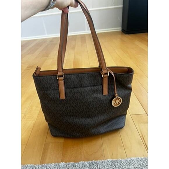 NWOT Michael Kors Morgan Large Tote Brown - Picture 3 of 10